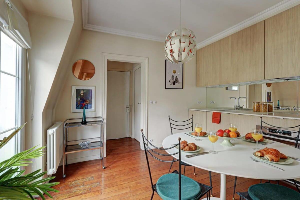 St Germain & Odeon - Cityapartmentstay Paris Exterior photo